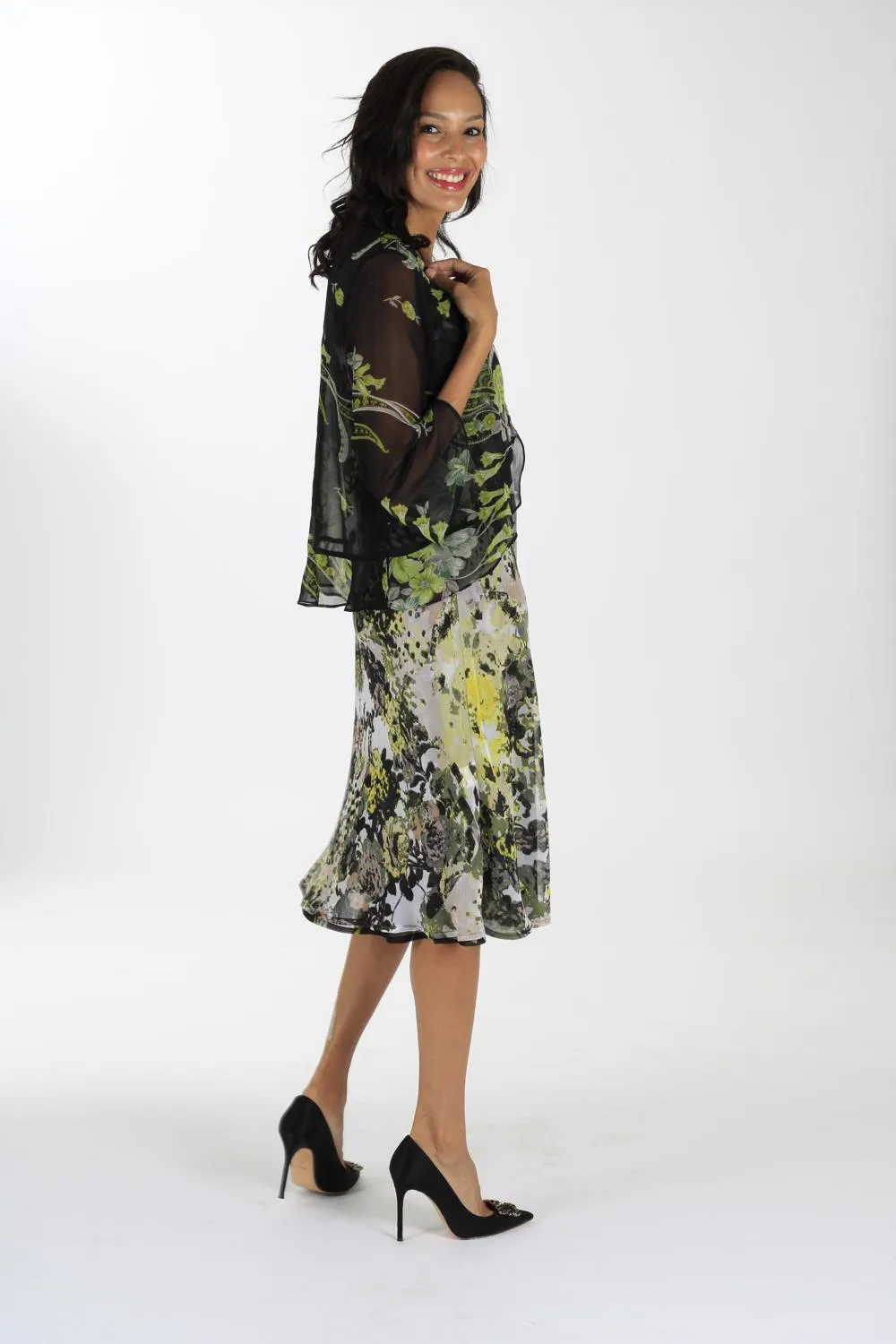 SLAYING GREENISH BLACK BOLERO